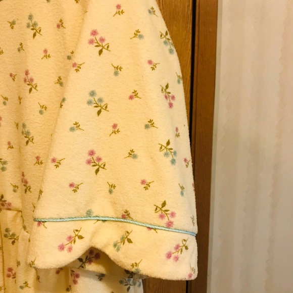 Amanda Stewart button front robe Large - Picture 4 of 11